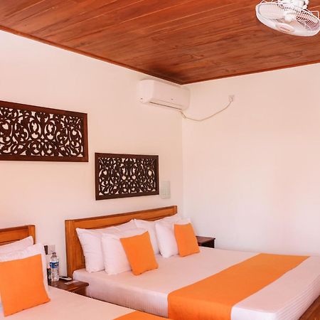 Anb Surf View Hotell Tangalle Eksteriør bilde