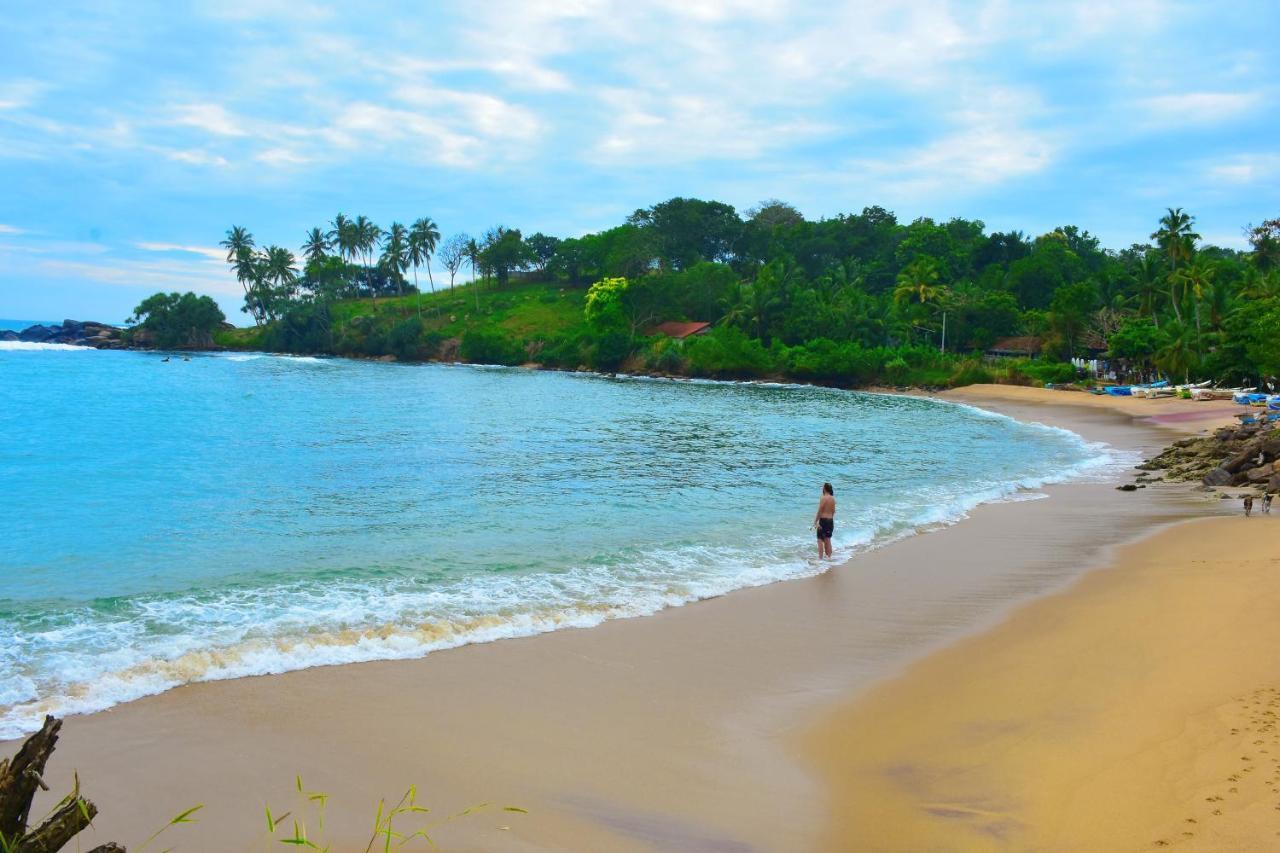 Anb Surf View Hotell Tangalle Eksteriør bilde