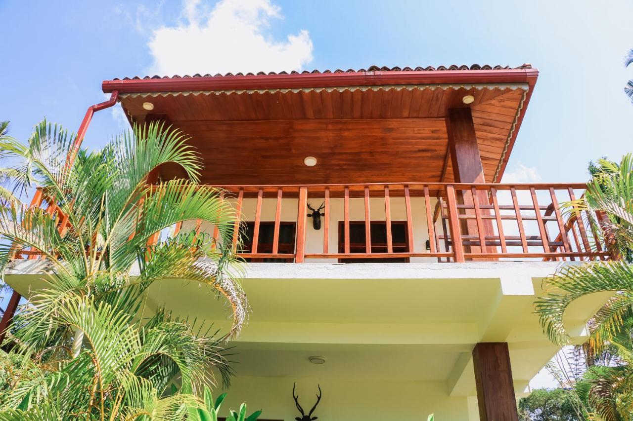 Anb Surf View Hotell Tangalle Eksteriør bilde