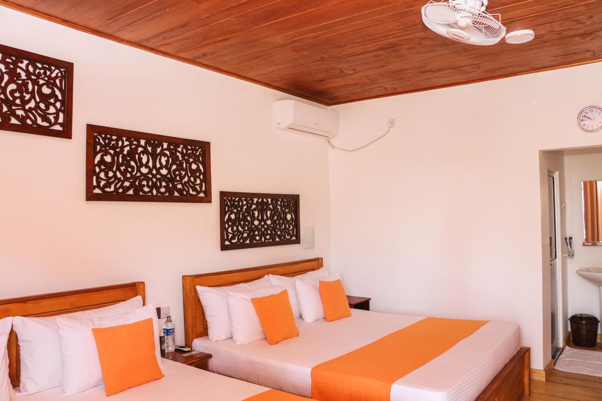 Anb Surf View Hotell Tangalle Eksteriør bilde