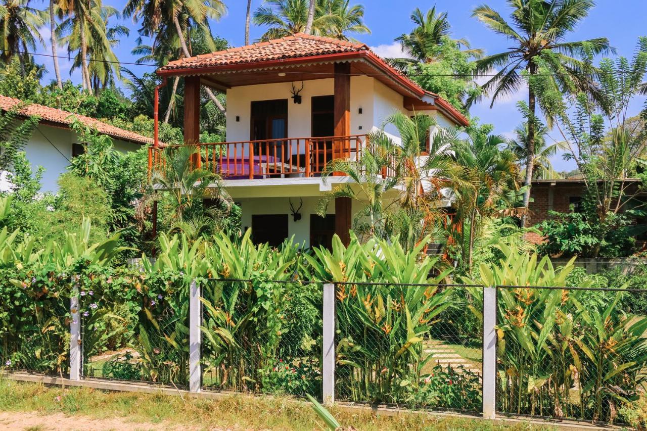 Anb Surf View Hotell Tangalle Eksteriør bilde