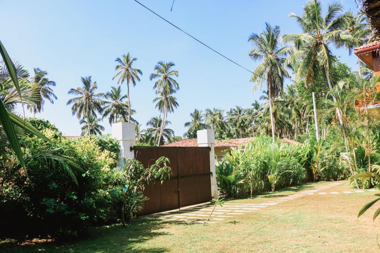 Anb Surf View Hotell Tangalle Eksteriør bilde
